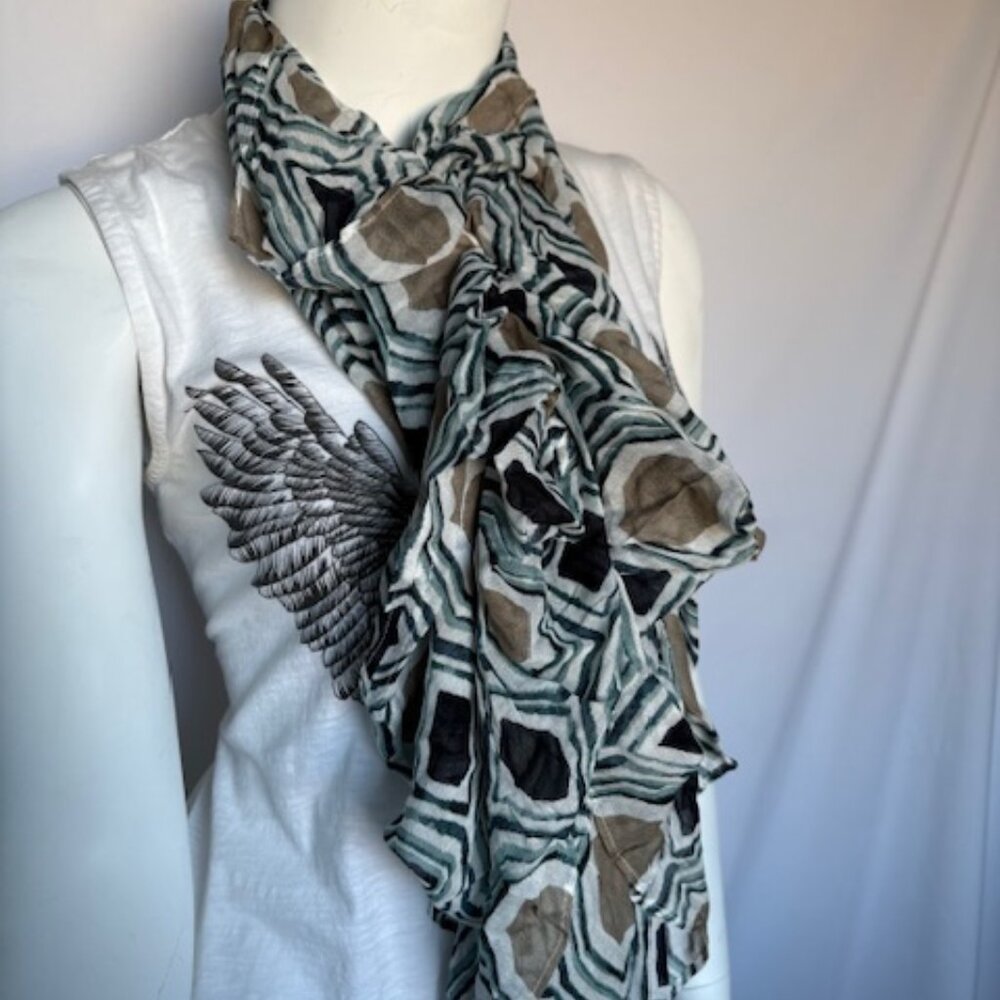 Boho Geometric Ruffle Scarf – Earth Tones